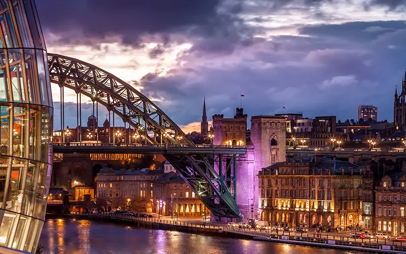 Property in Newcastle Tyne Bridge 800px Corporate relocation property in Newcastle Tyne Bridge