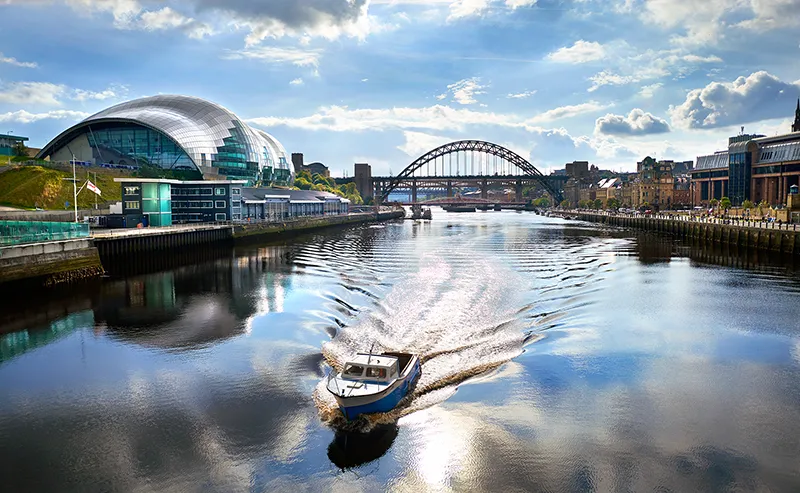 Property in Newcastle river Tyne 800px Property in Newcastle river Tyne